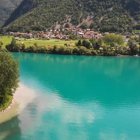 Stulceva Hisa بيت للعطل *