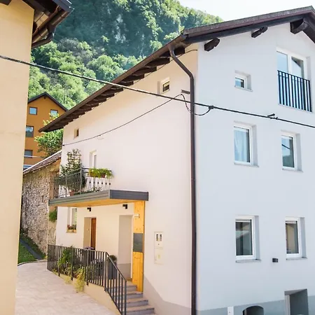 Stulceva Hisa Hébergement de vacances Most na Soči