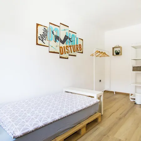 بيت للعطل Stulceva Hisa *